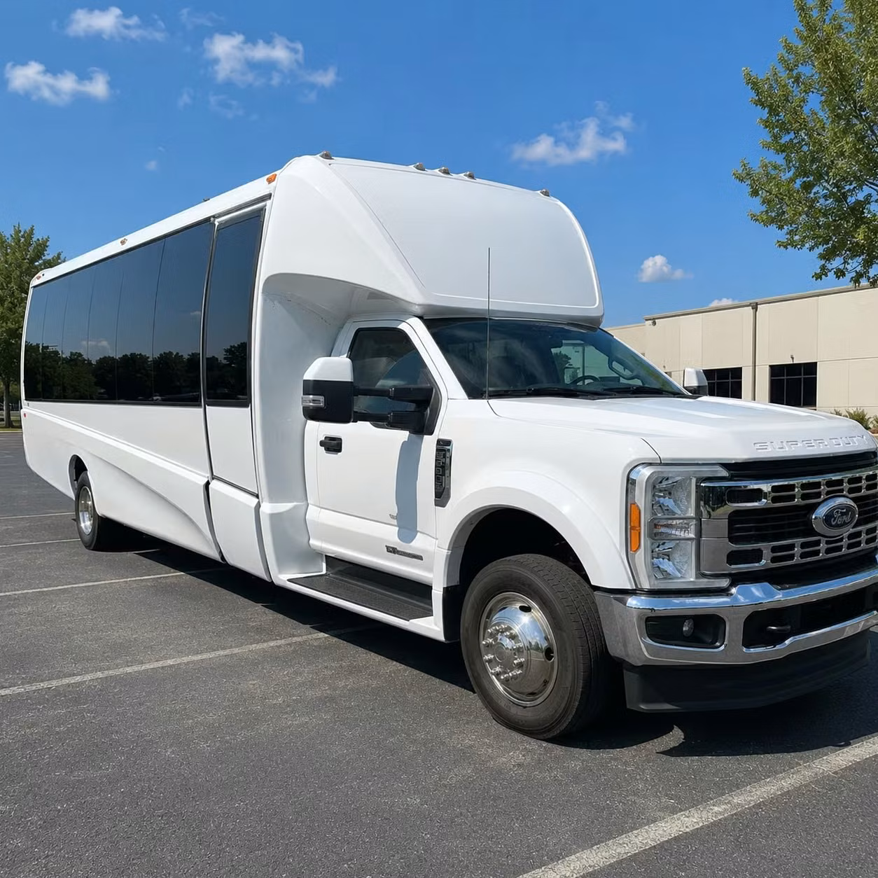 15 passenger minibus
